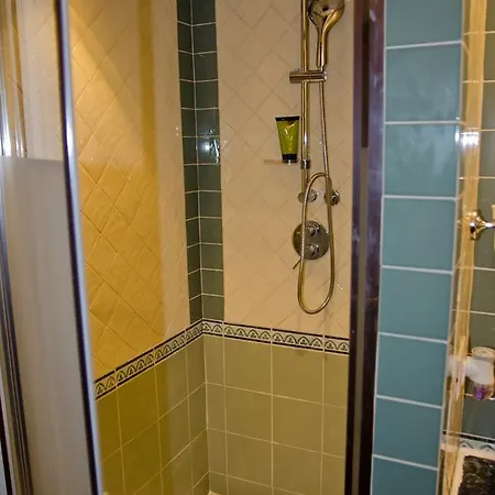 Edera & Ginestra Bed & Breakfast *